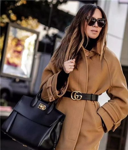 学服装搭配师要多少钱